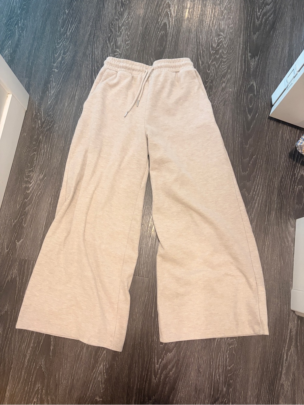 Wide-Leg Drawstring Bottoms in Light Beige